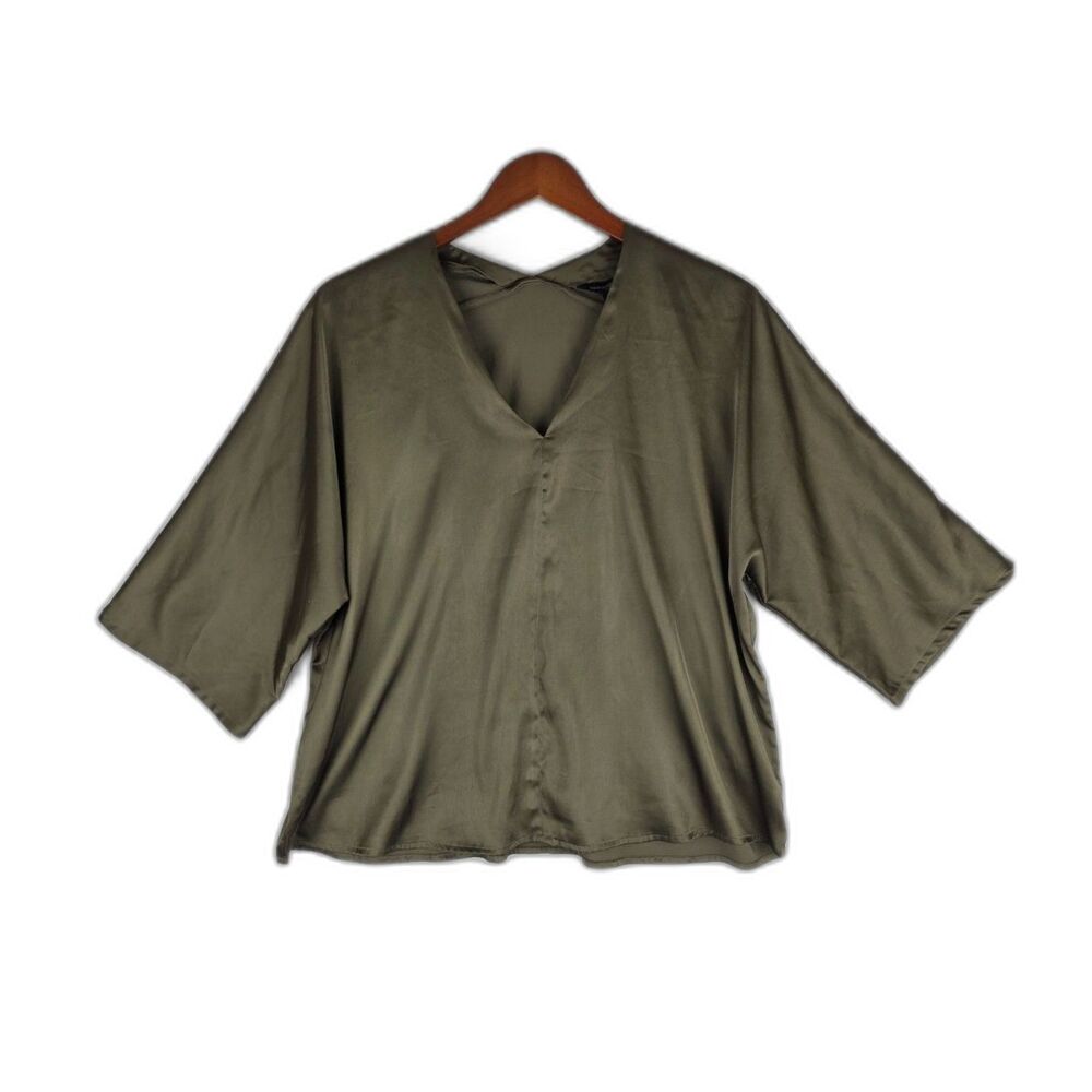 Banana Republic Olive Green Kimono Top Medium Blouse Silk-Like Boho Hippie